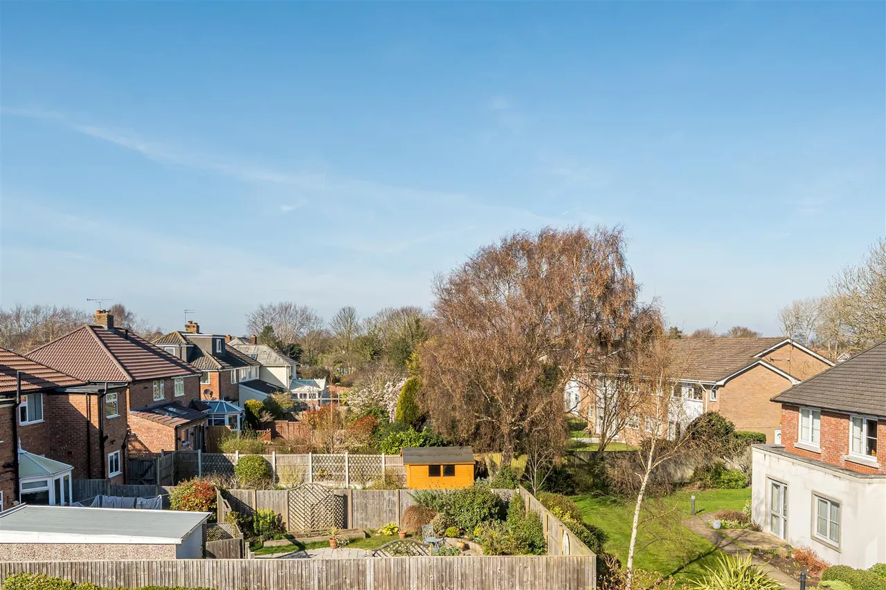 Lonsdale Road, Formby, L37, photo 17
