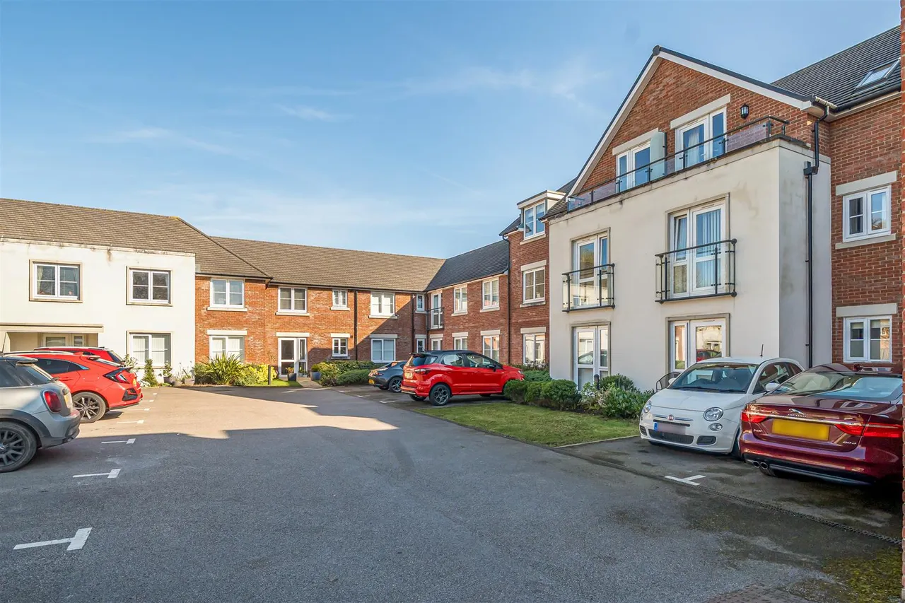 Lonsdale Road, Formby, L37, photo 16