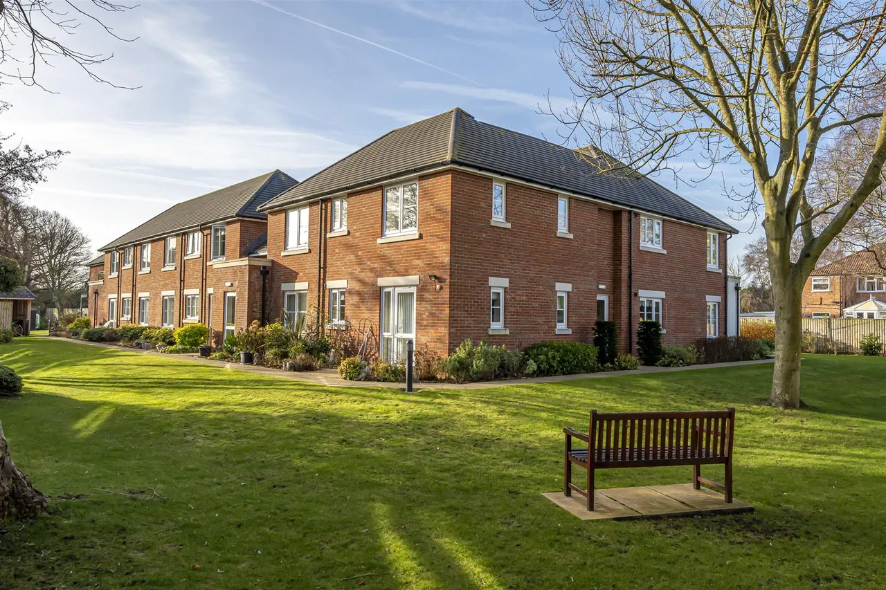 Lonsdale Road, Formby, L37, photo 18