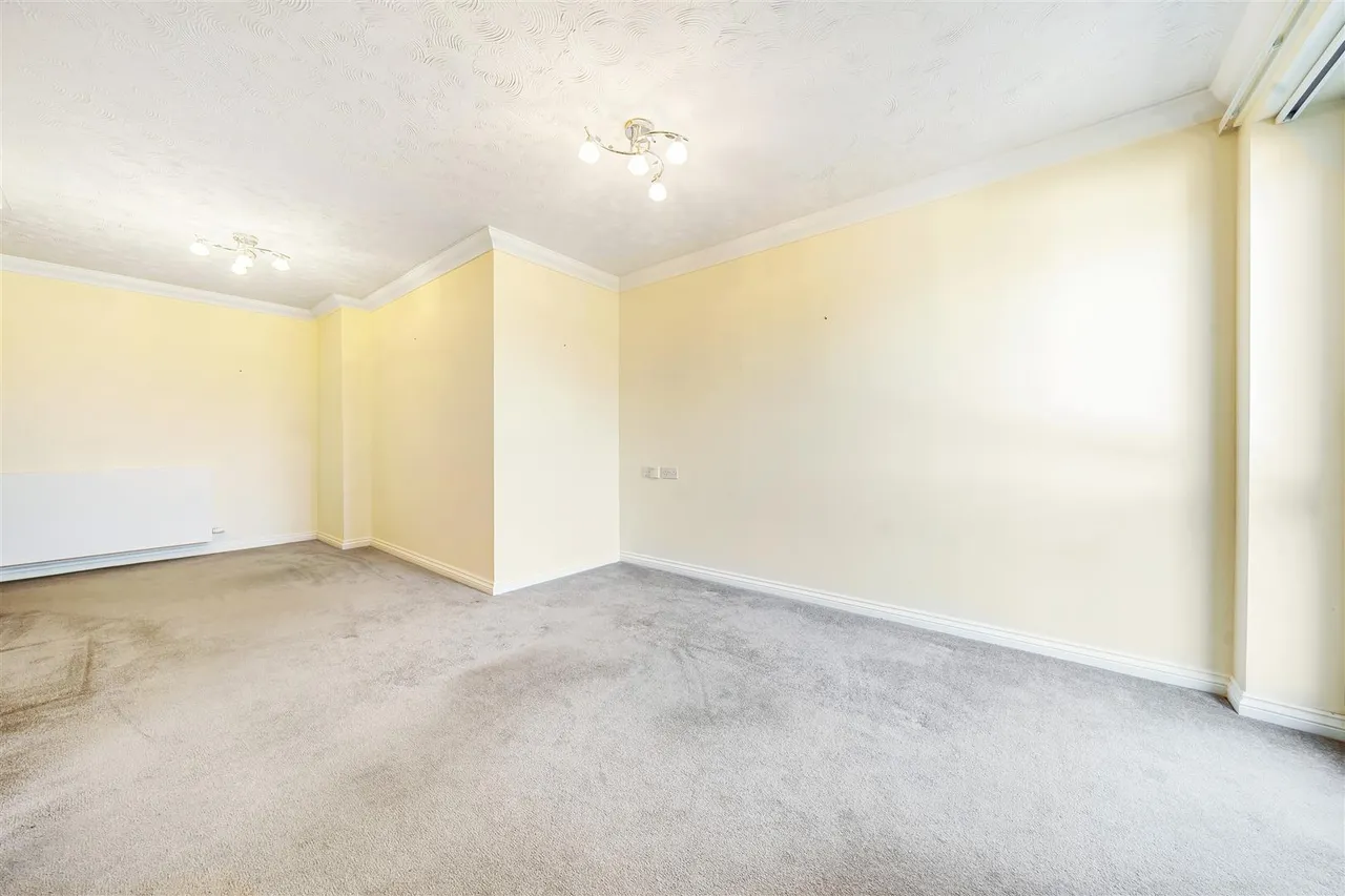 Lonsdale Road, Formby, L37, photo 4