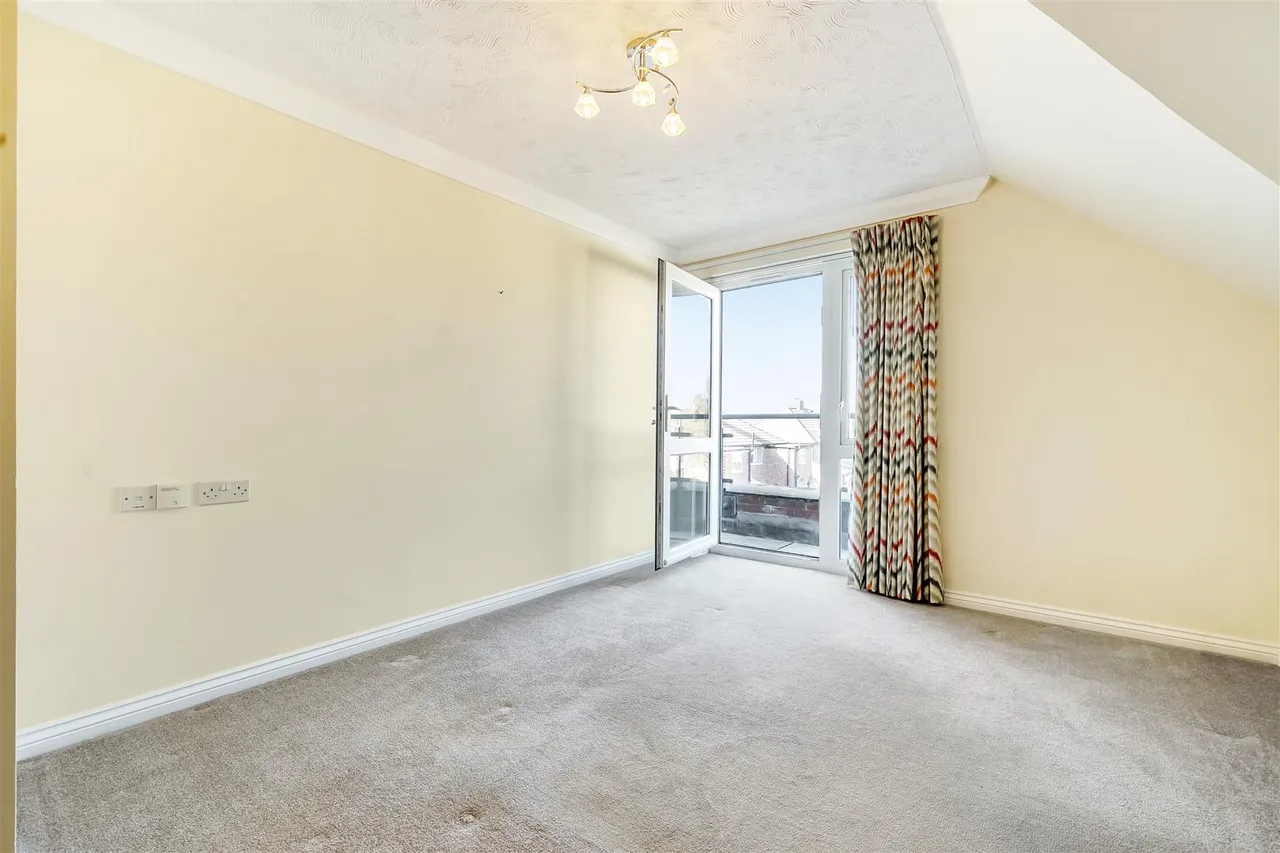 Lonsdale Road, Formby, L37, photo 6