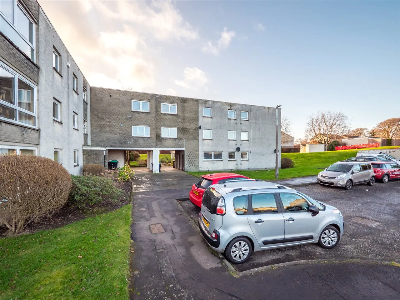 Mortonhall Park Place, Edinburgh, EH17, photo 12