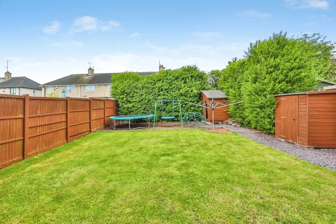Farnborough Road, Nottingham, Nottinghamshire, NG11, photo 2