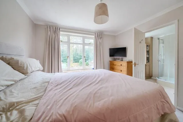 Regent Way, Frimley, GU16, photo 13