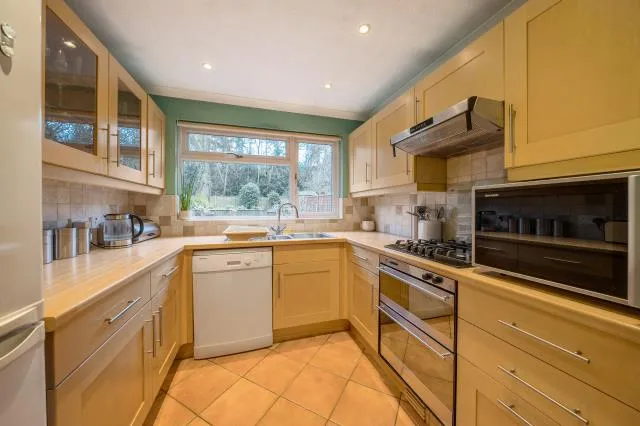 Regent Way, Frimley, GU16, photo 6