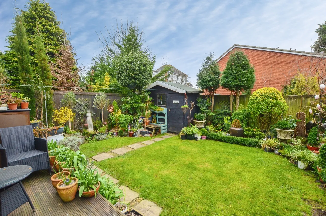 Oxhey Drive, Watford, WD19, photo 2