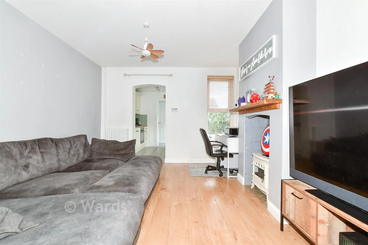 Bramley Road, Snodland, ME6, photo 3