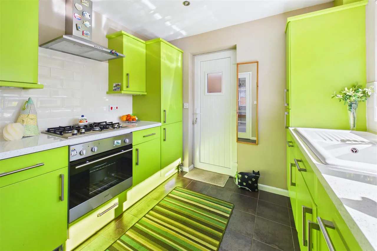 Valley Close, Holton, IP19, photo 7