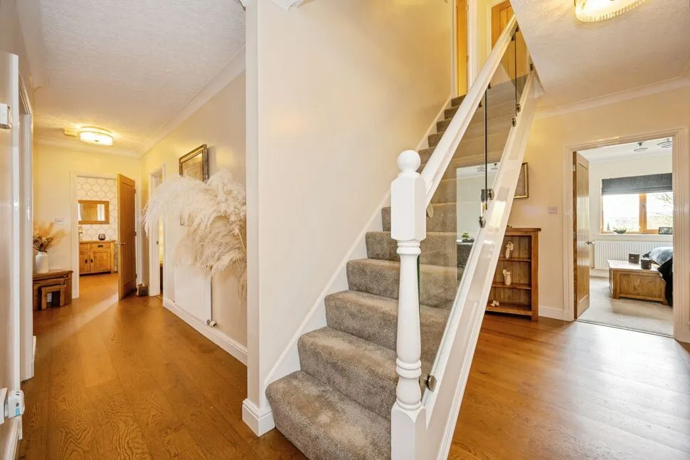 Green Bank Close, Prospect, CA7, photo 16