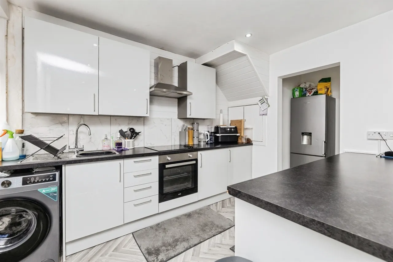 Westbourne Crescent, Pontefract, photo 3