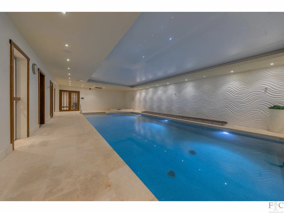 Stoughton Drive South, Leicester, LE2, photo 3