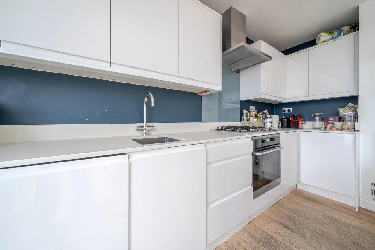Yukon Road, London, SW12, photo 10