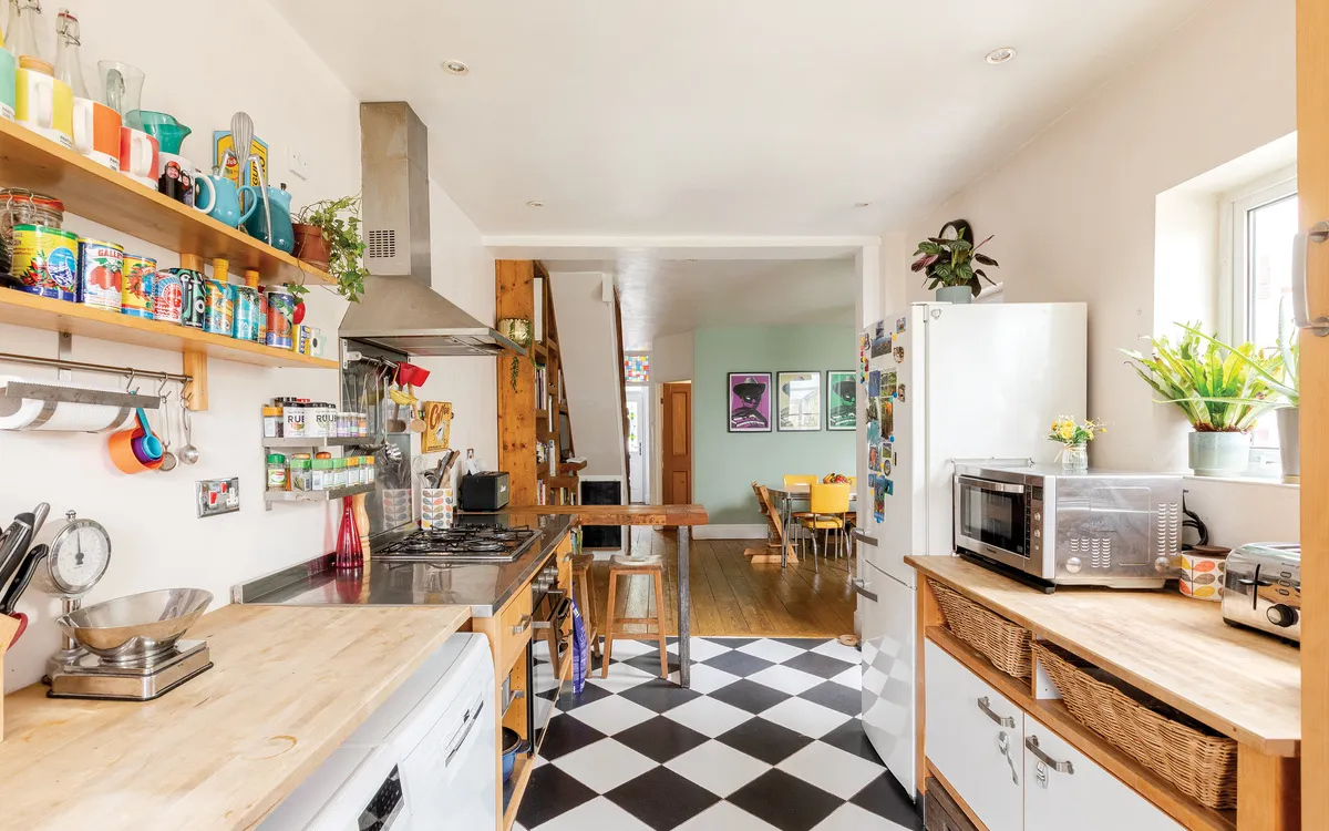 Downend Road, Bristol, BS16, photo 15