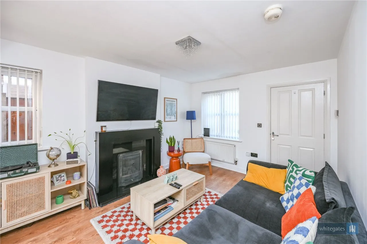 Grenadier Drive, Liverpool, L12, photo 4