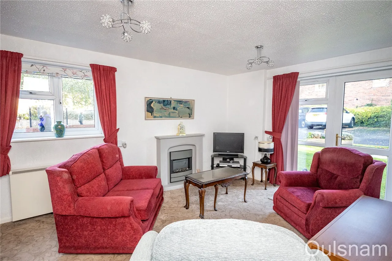 The Strand, Bromsgrove, Worcestershire, B61 8AB, photo 3