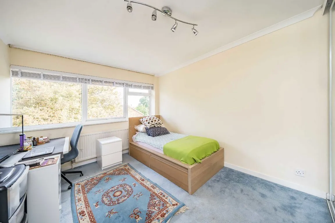 Breamwater Gardens, TW10, photo 6