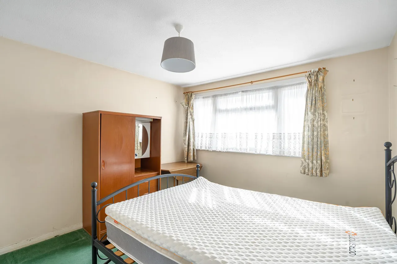 Dendridge Close, Enfield, EN1, photo 11