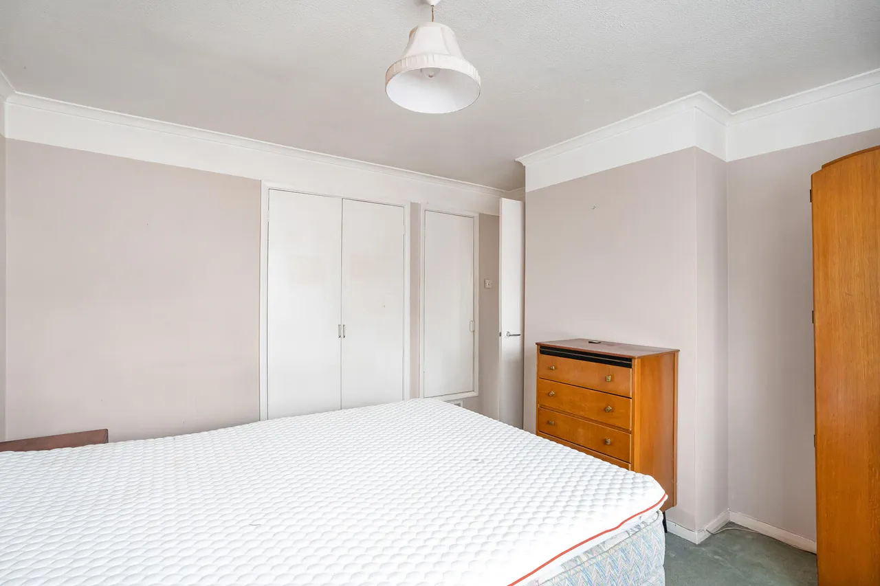 Dendridge Close, Enfield, EN1, photo 12