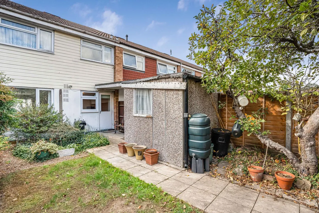 Dendridge Close, Enfield, EN1, photo 17