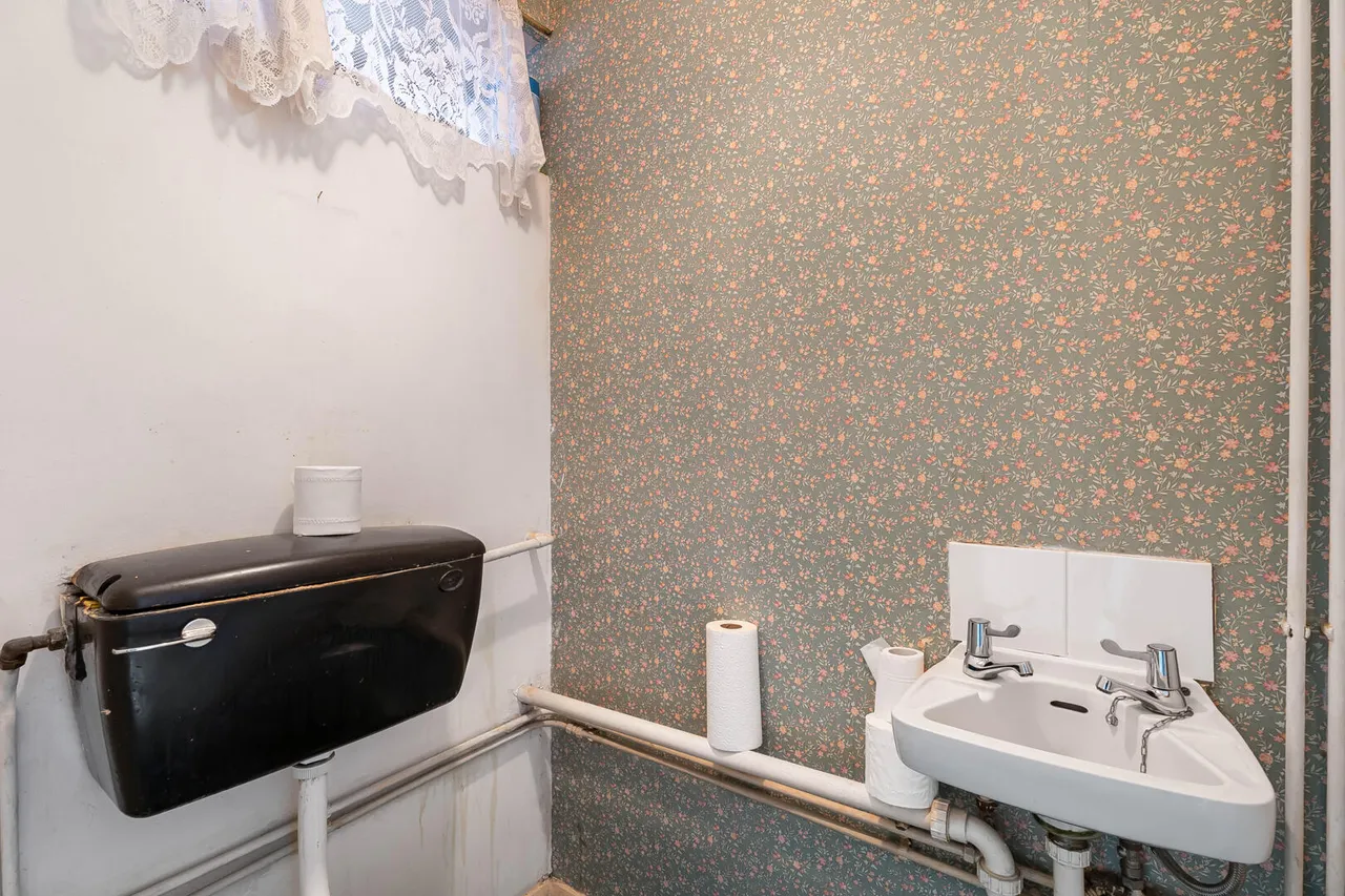 Dendridge Close, Enfield, EN1, photo 21