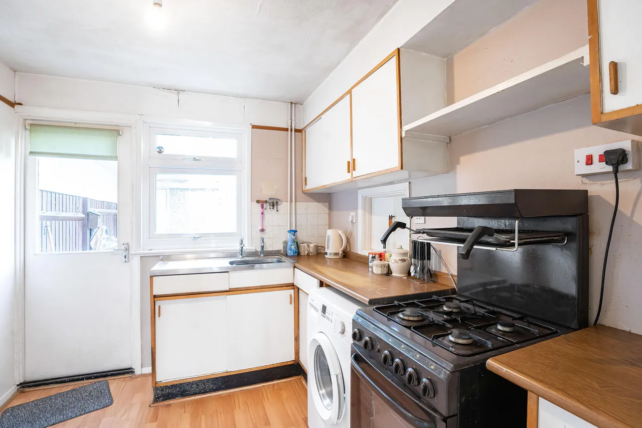 Dendridge Close, Enfield, EN1, photo 6