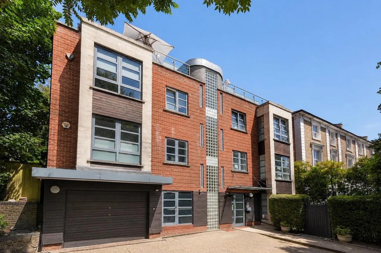 Haverstock Hill, Belsize Park, London NW3 2AY, photo 14