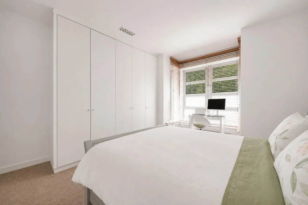 Haverstock Hill, Belsize Park, London NW3 2AY, photo 11