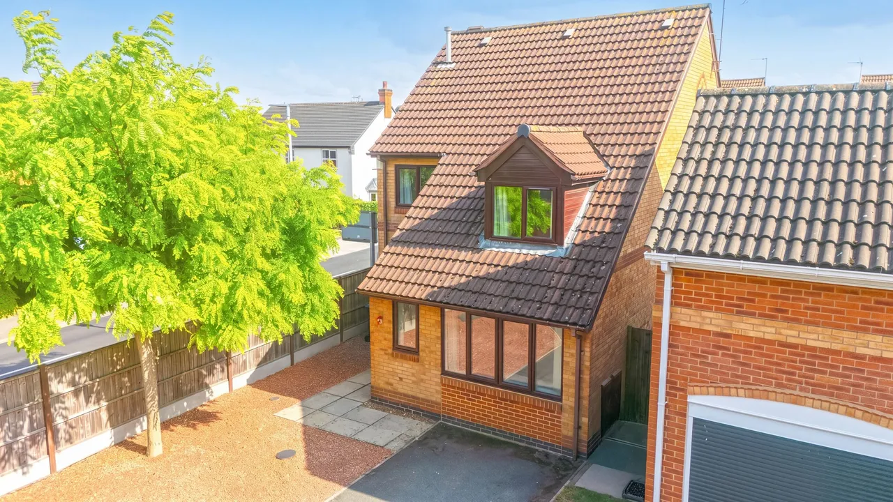 4 bed house for sale, Forge Close, Fleckney, LE8