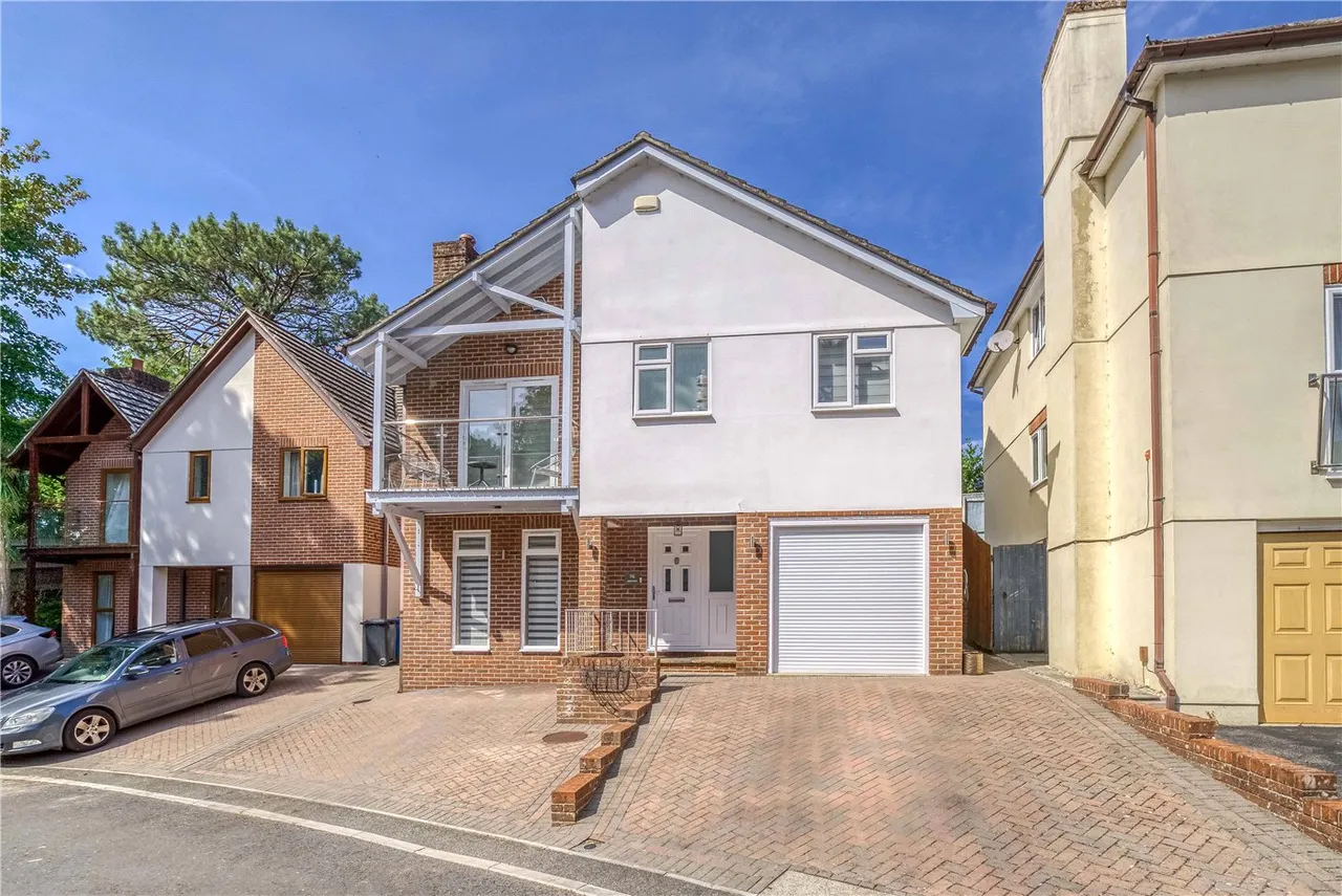 4 bed house for sale, Cooke Road, Poole, BH12