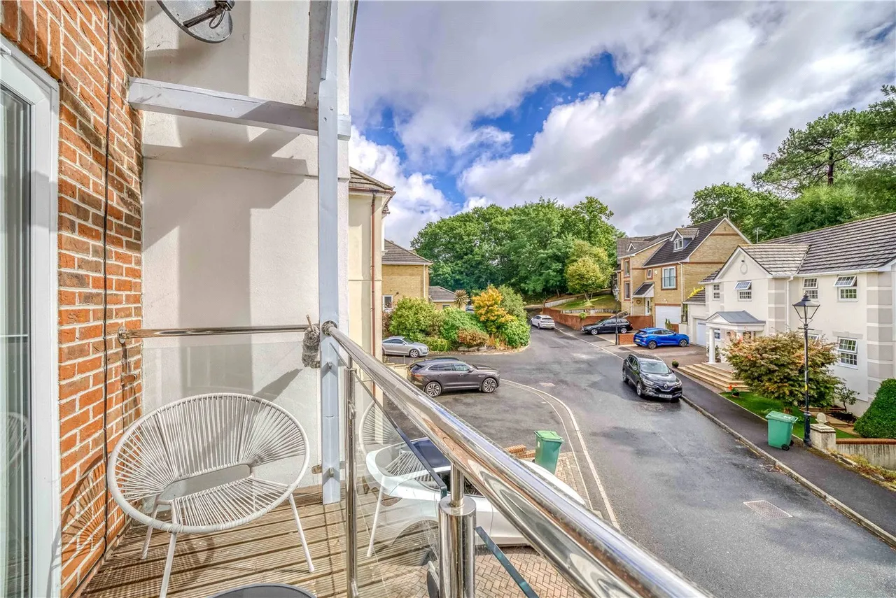 Cooke Road, Poole, BH12, photo 17