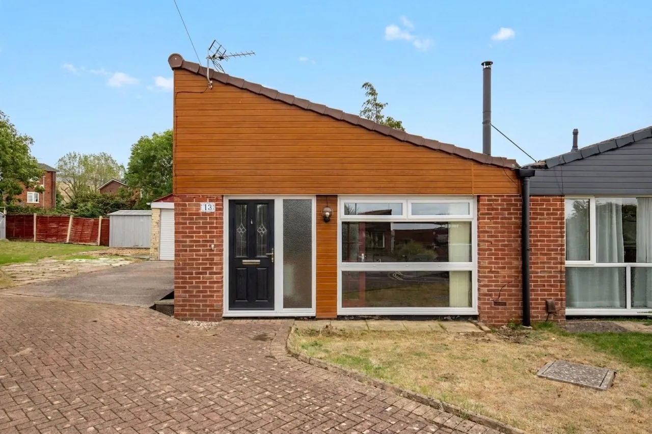 2 bed house for sale, Kelston Gardens, Bristol, BS10