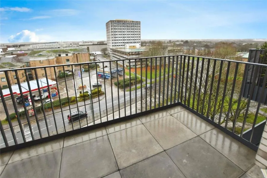 Magnolia House, Wych Elm, CM20, photo 8