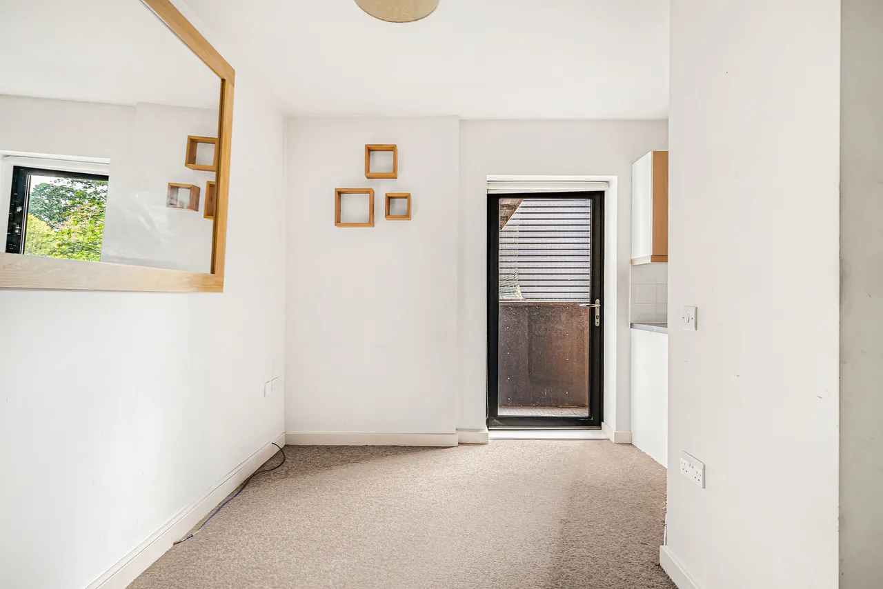 London Road, London, SW16, photo 7