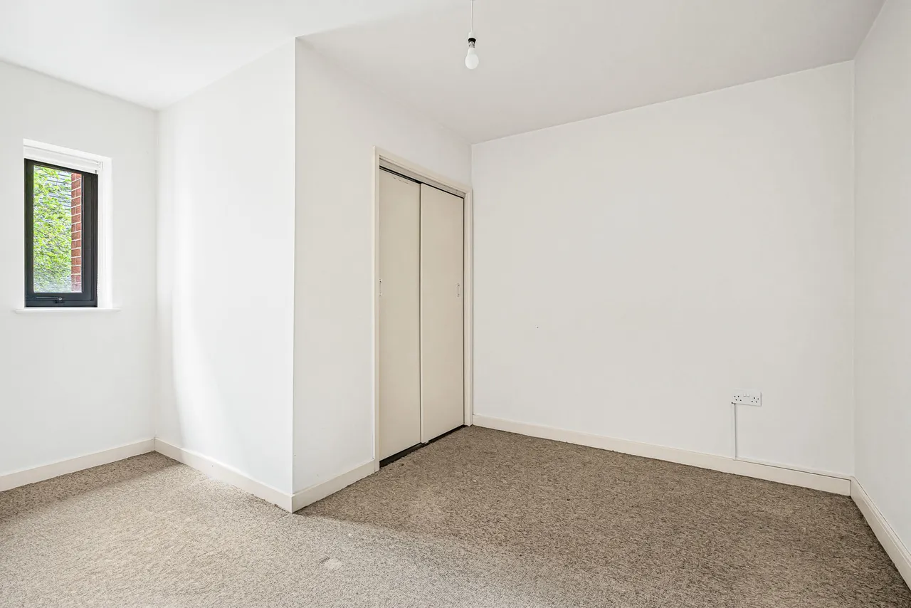 London Road, London, SW16, photo 4