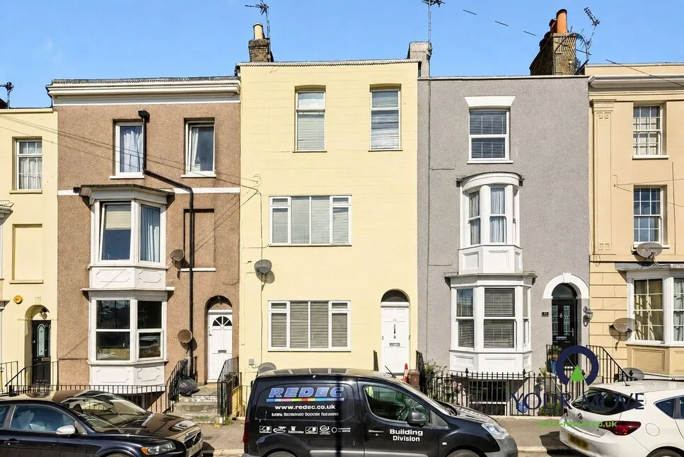 4 bed flat for sale — Hardres Street, Ramsgate, Kent, CT11