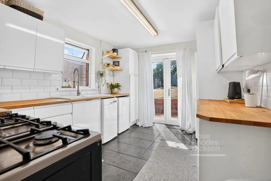 Albany Road, Newport, PO30, photo 8