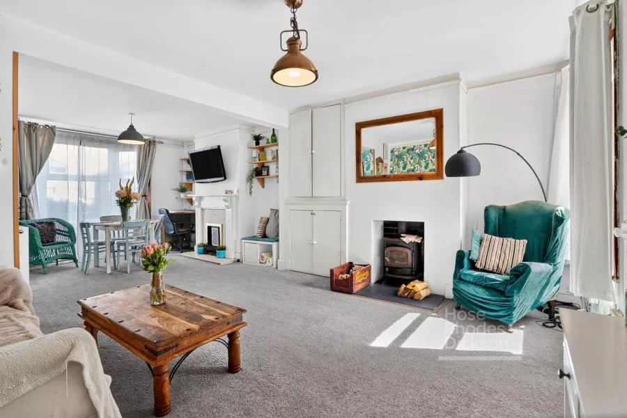 Albany Road, Newport, PO30, photo 7