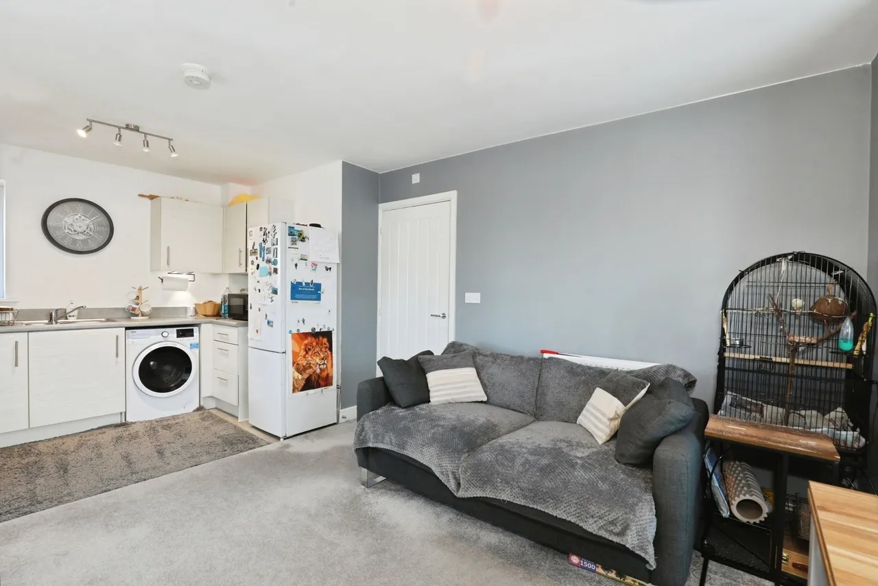 Samuel Armstrong Way, CREWE, Cheshire, CW1, photo 5