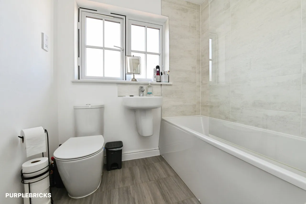 Ager Road, Witham, CM8, photo 14