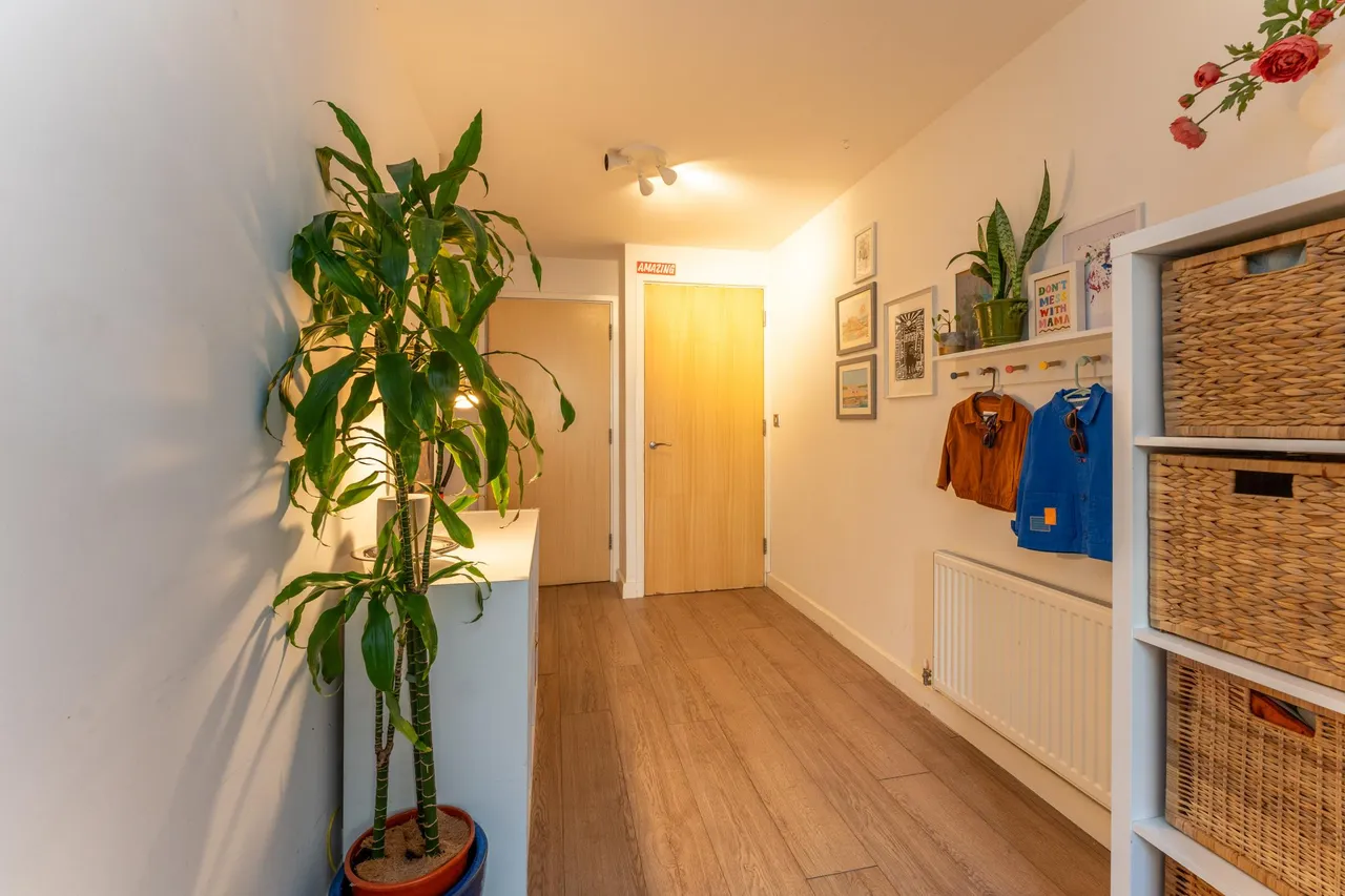 Princes Close, London, N4, photo 17
