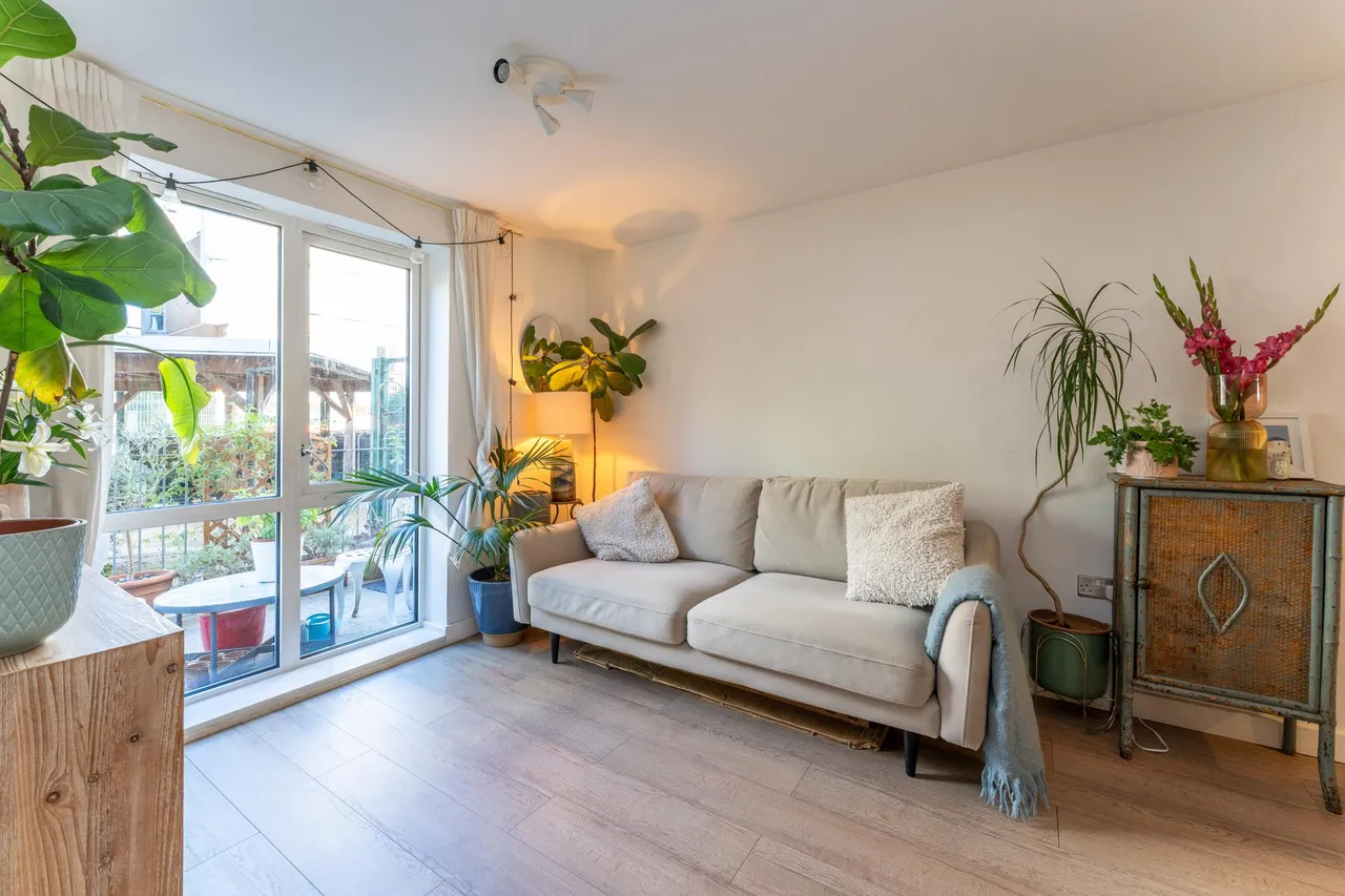 Princes Close, London, N4, photo 7