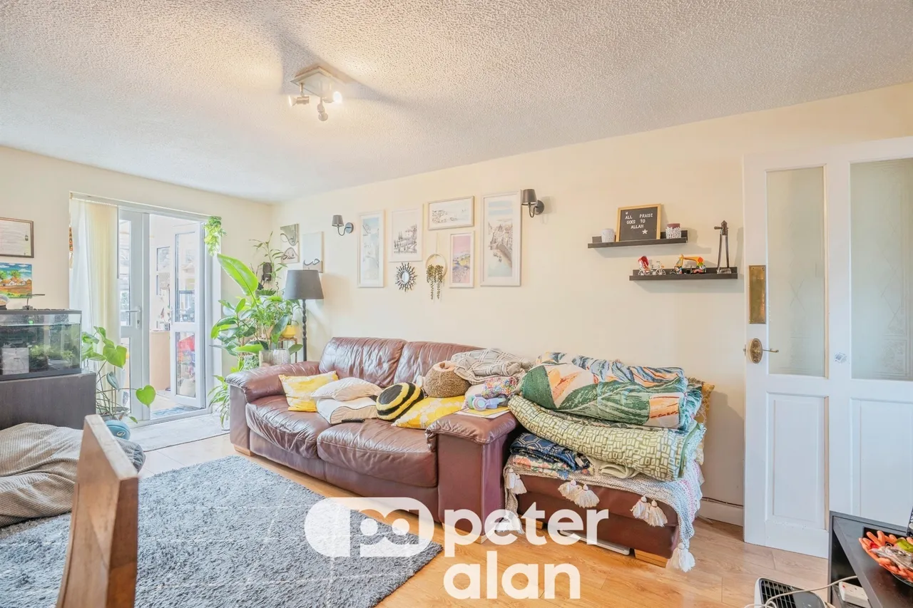Pontymason Court Newport, NP10, photo 5