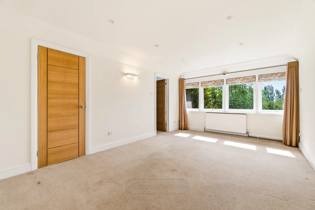 Thorneycroft Lane, Downhead Park, Milton Keynes, Milton Keynes, MK15 9BB, photo 23