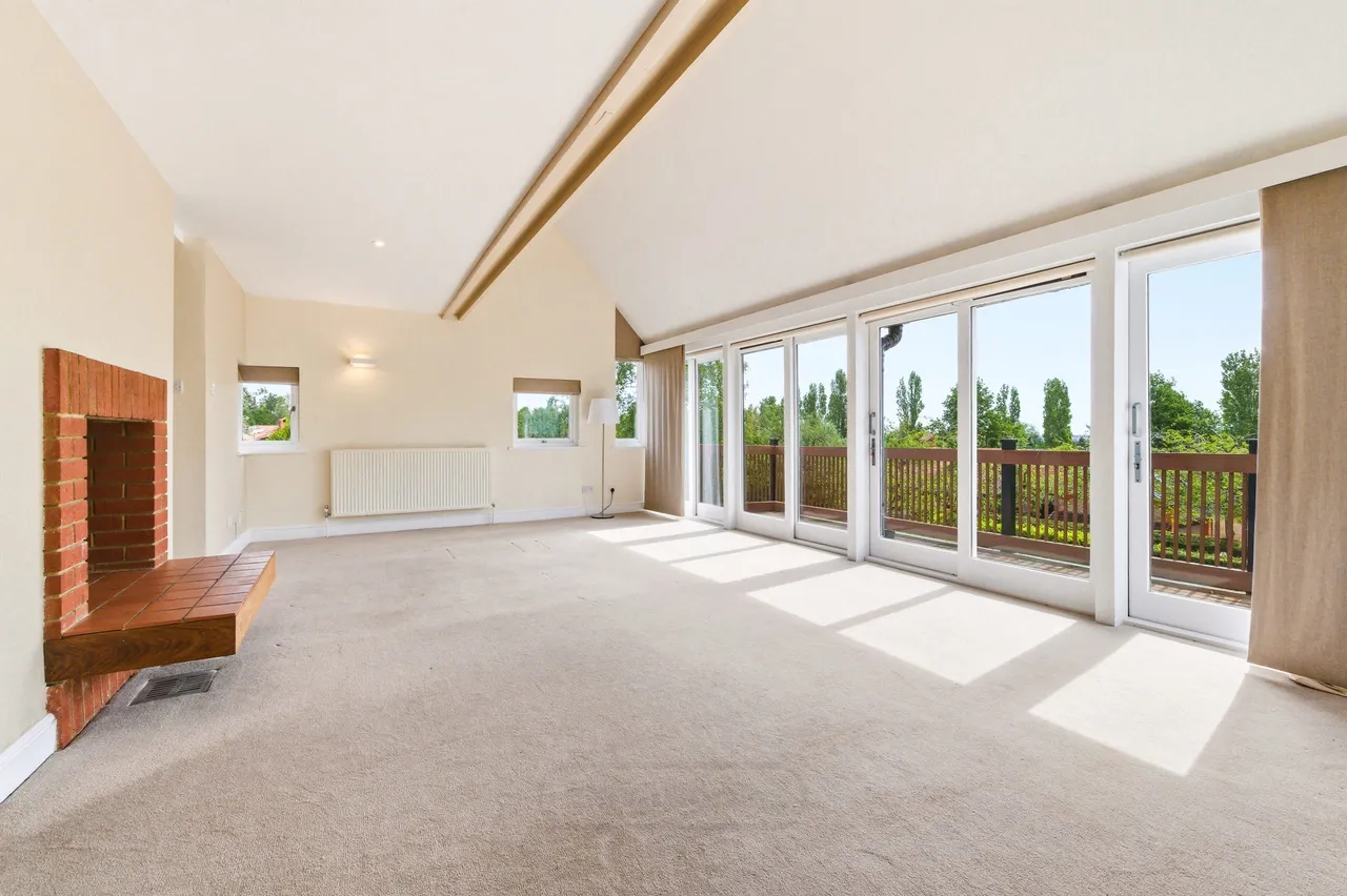 Thorneycroft Lane, Downhead Park, Milton Keynes, Milton Keynes, MK15 9BB, photo 2