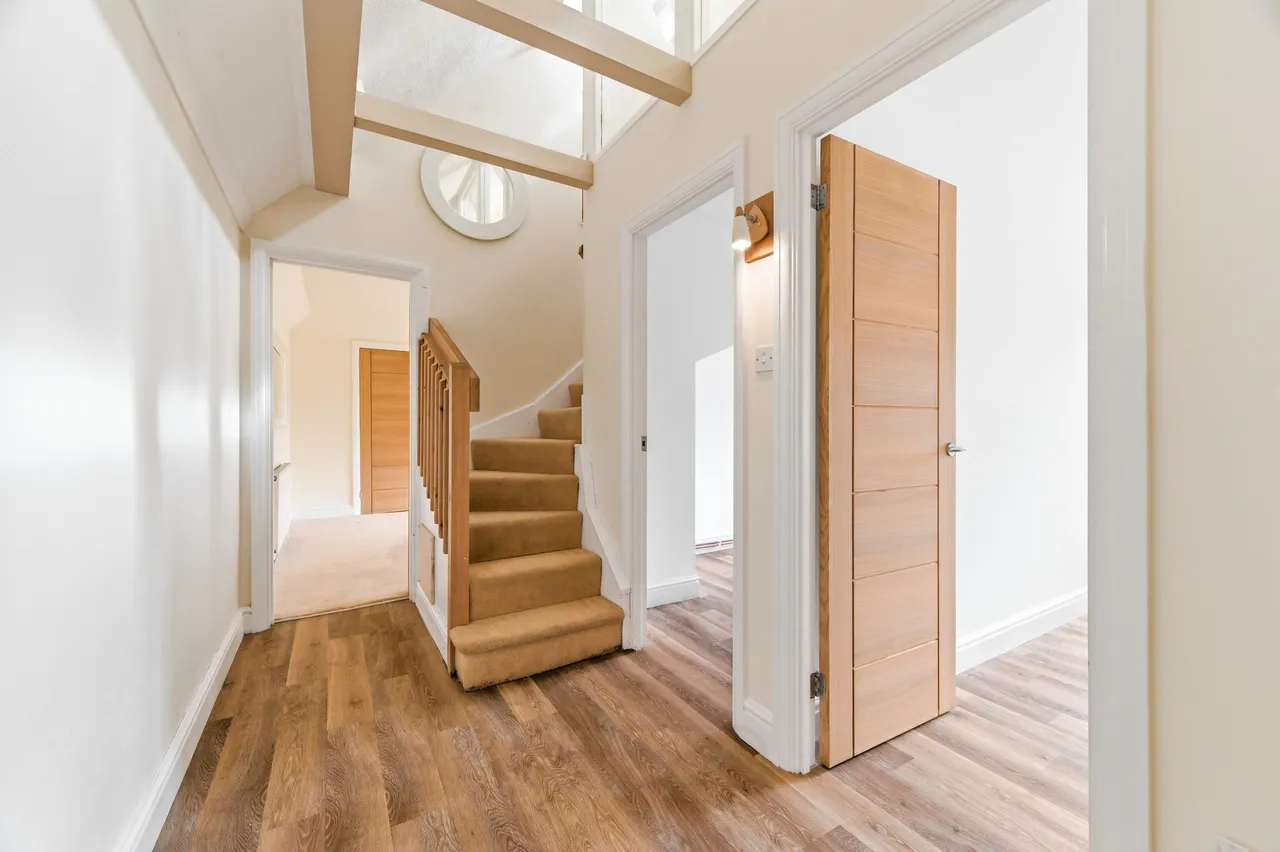 Thorneycroft Lane, Downhead Park, Milton Keynes, Milton Keynes, MK15 9BB, photo 26