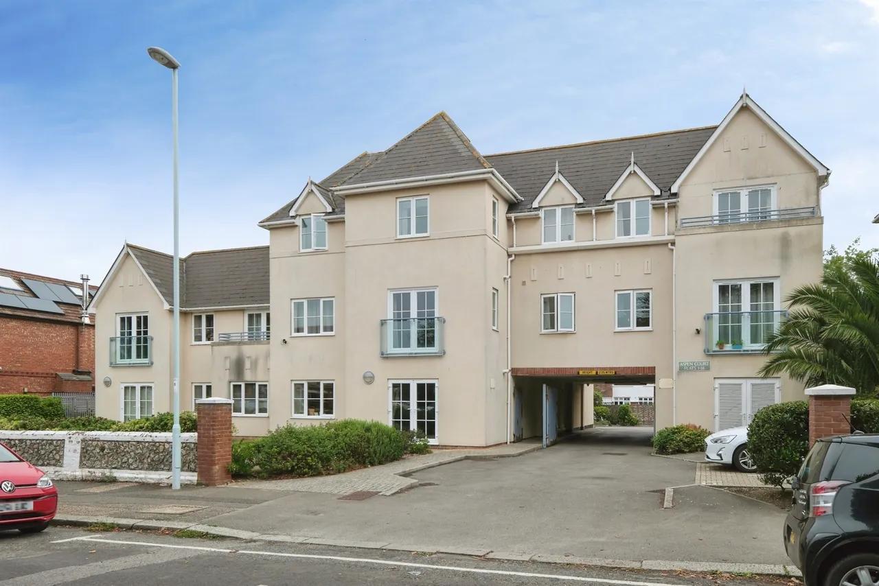 1 bed flat for sale, St Botolphs Road, Worthing, BN11