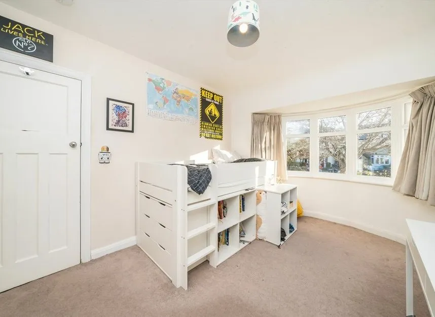 Grand Avenue, Surbiton, KT5, photo 6