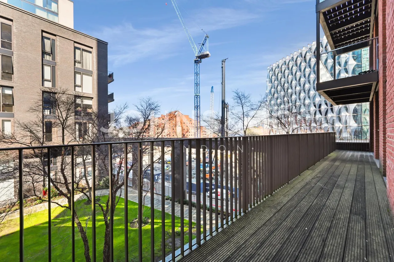 Embassy Gardens, Nine Elms, SW11, photo 12