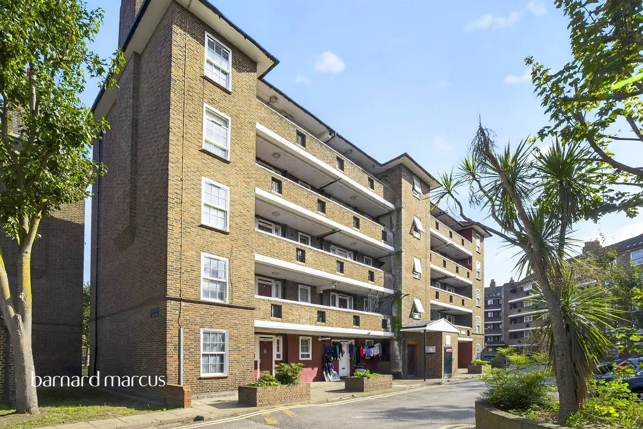 Friary Estate, London, SE15, photo 6