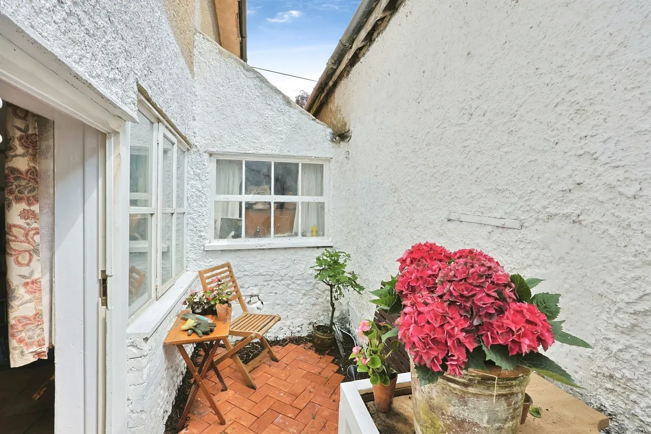 Church Lane, Thetford, IP25, photo 19